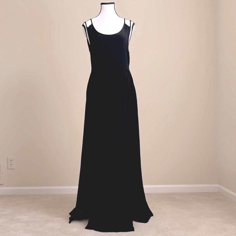 MINKPINK - Thigh Slits Maxi Sundress in Black - L